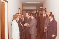 Visita del Ministro Esteruelas y del Rector Trillo. 1975